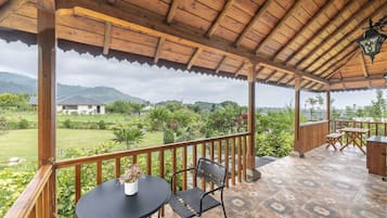 Premium Quadruple Room, Mountain View | Balcony