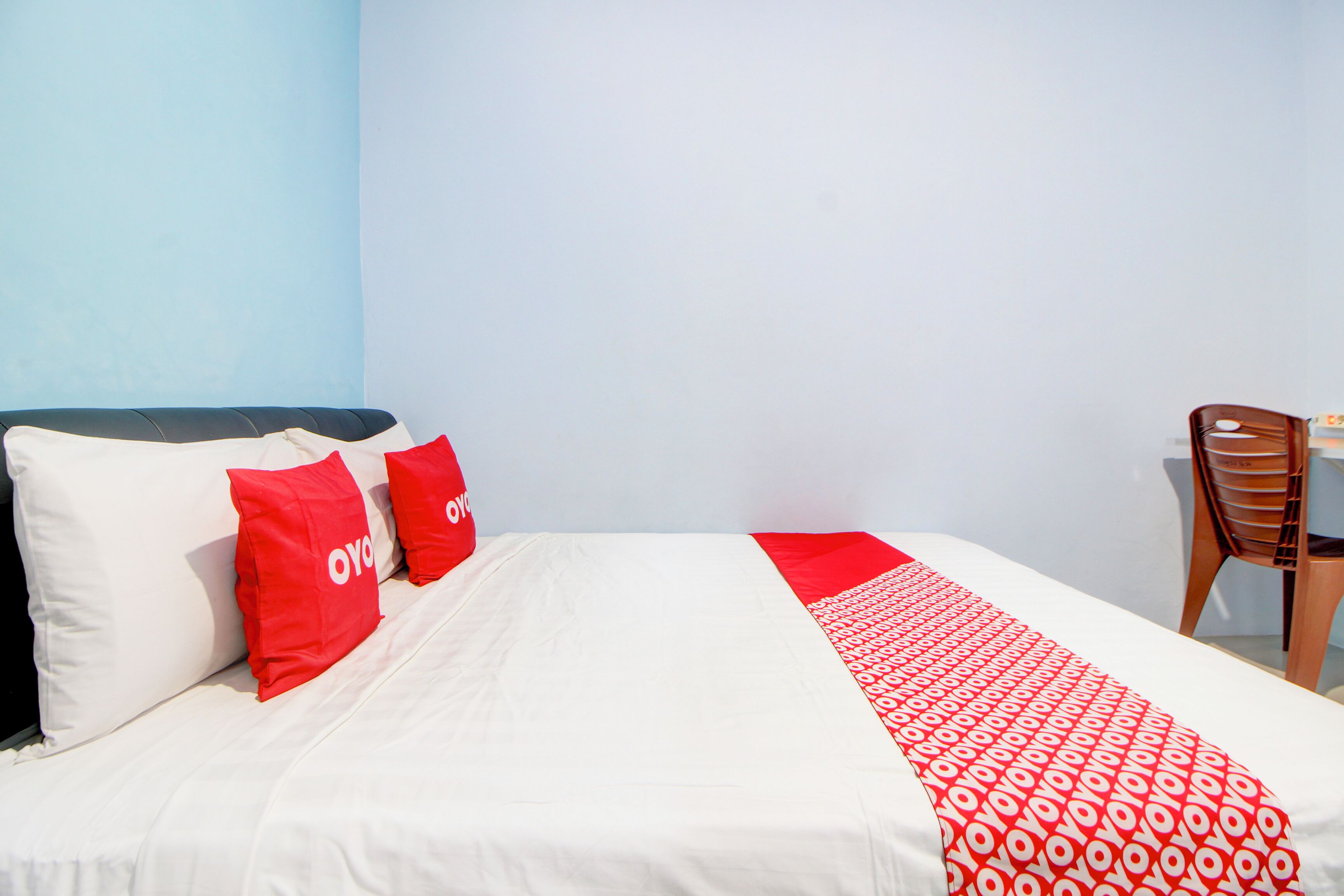 Photo - Hotel O Alun-Alun Purwokerto Near Gor Satria Purwokerto Formerly Guest House Blessing