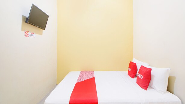Unclassified image, 1 of 24, button - Hotel O Alun-Alun Purwokerto Near Gor Satria Purwokerto Formerly Guest House Blessing (Purwokerto)