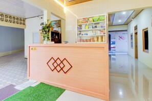 Interior - Hotel O Alun-Alun Purwokerto Near Gor Satria Purwokerto Formerly Guest House Blessing (Purwokerto)