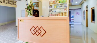 Hotel O Alun-Alun Purwokerto Near Gor Satria Purwokerto Formerly Guest House Blessing