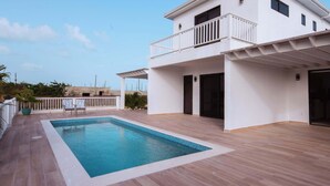 Outdoor pool - Private Pool Villa Near Long Bay Beach & Grace Bay (Leeward Settlement)