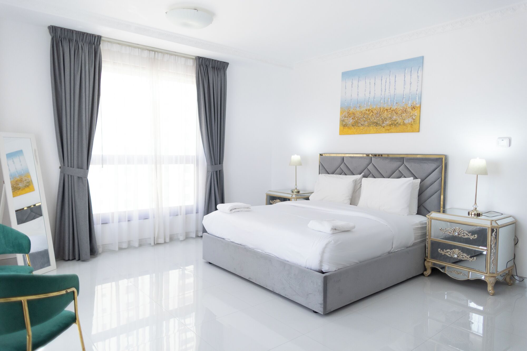 ファミリー アパートメント | 遮光カーテン、防音設備、アイロン / アイロン台、WiFi (無料)