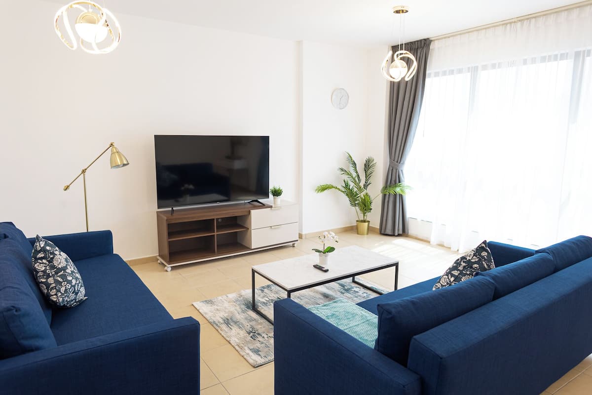 1 bedroom, blackout curtains, soundproofing, iron/ironing board