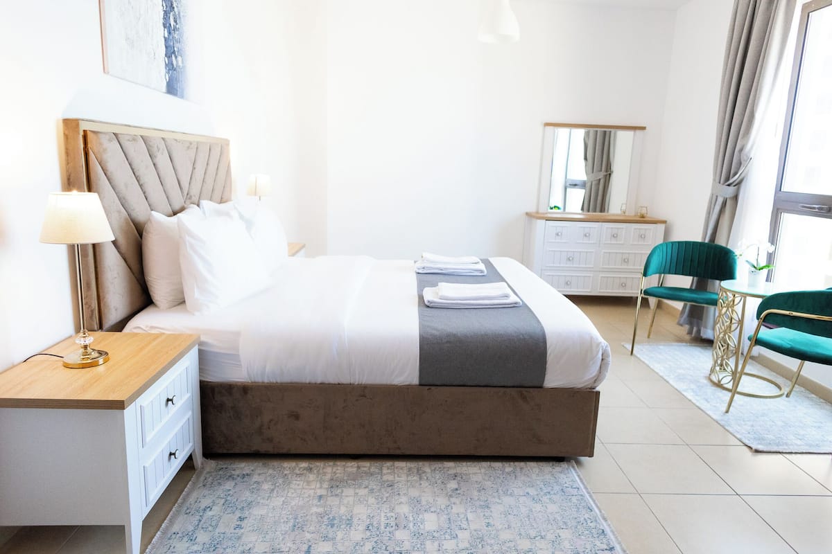 1 bedroom, blackout curtains, soundproofing, iron/ironing board