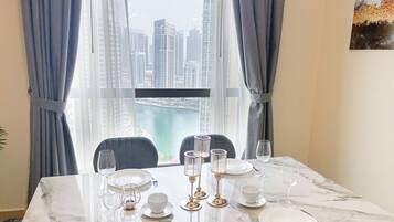 Deluxe Apartment, 1 Bedroom, Balcony, Marina View | Blackout drapes, soundproofing, iron/ironing board, free WiFi