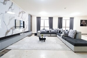 Blackout drapes, soundproofing, iron/ironing board, free WiFi