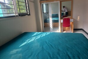 1 bedroom, Egyptian cotton sheets, premium bedding, bed sheets