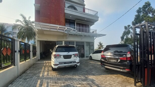 ด้านหน้าที่พัก