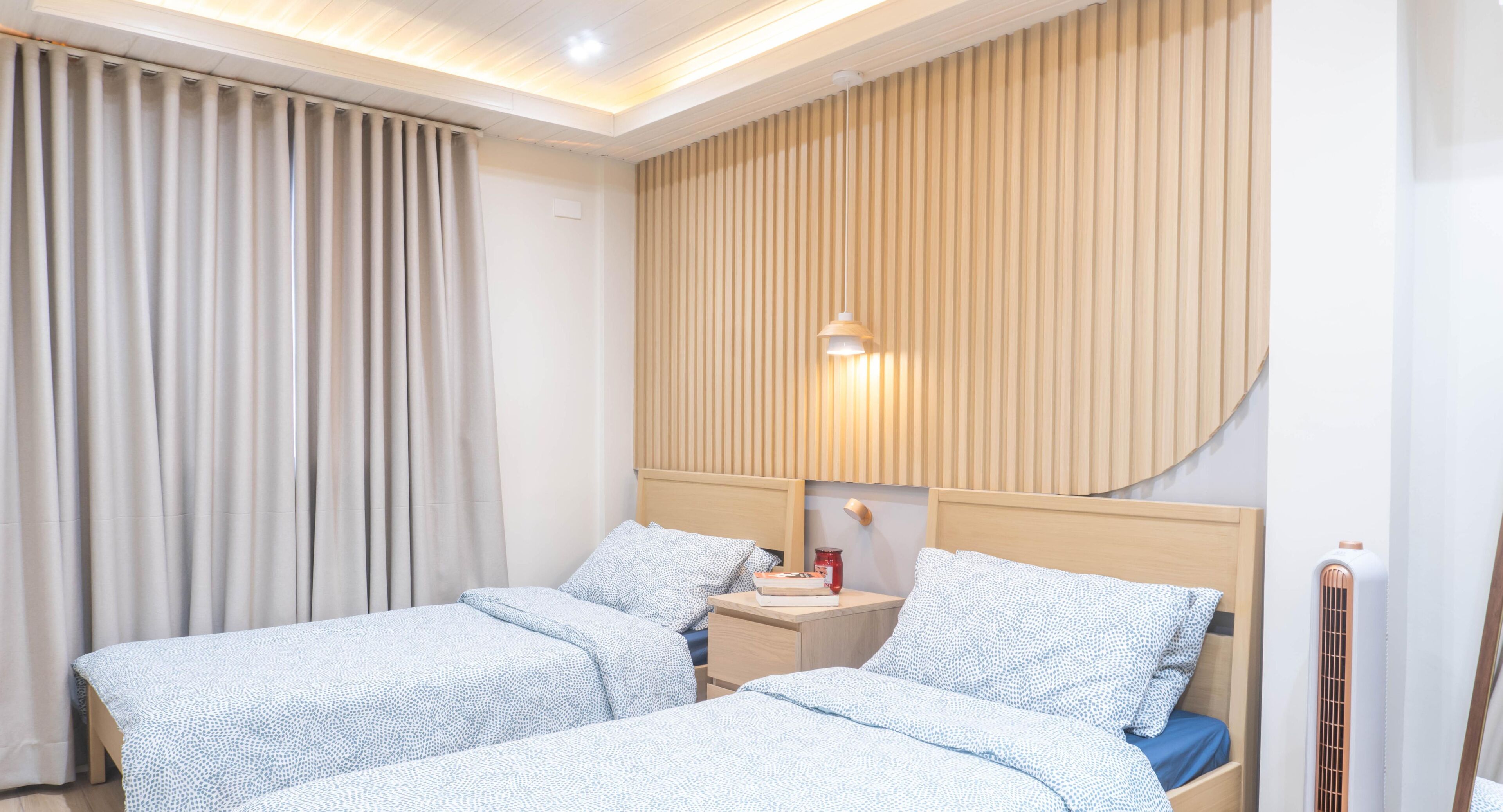 2 habitaciones, tabla de planchar con plancha, wifi y ropa de cama 