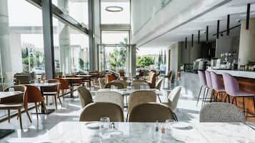 2 bedrooms, in-room safe, blackout curtains, iron/ironing board