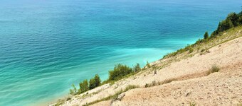 Traverse Sky | Luxe Downtown Condo | Walk to Beaches, Shops & Dining!