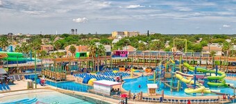 Welcome to your cozy retreat in Daytona Shores, just steps from the Atlantic Ocean. Perfect for solo travelers or couples, this comfy motel studio offers easy beach access and is surrounded by great local restaurants and cafés.