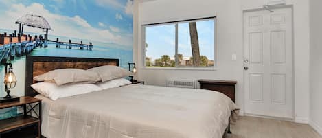 Desk, iron/ironing board, free WiFi, bed sheets