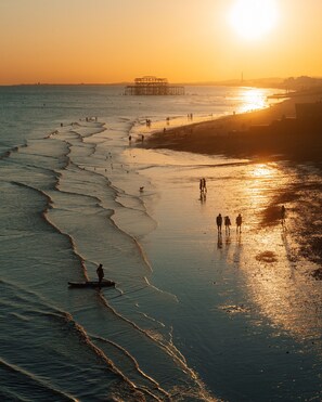 On the beach - NO. 124 Brighton (Brighton)