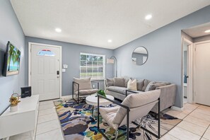 Smart TV - Northeast Florida Retreat (Jacksonville)