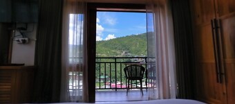 Phuntsho Khangsar Hotel