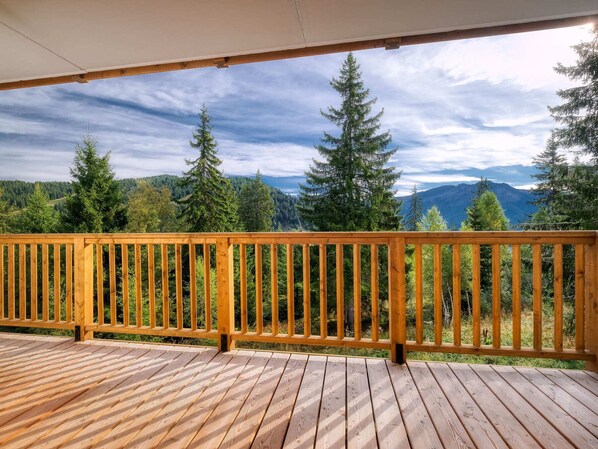 Terrace/patio - Stylish apartment for 6 with parking in Les Saisies (Les Saisies)