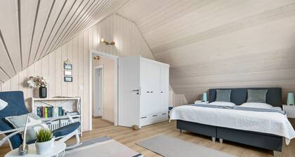 Hygge Hus - Infrarotsauna, Badewanne, Kamin, Terrasse, Parkplatz,