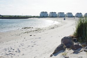On the beach - Sommerhuus - terrace, beach chair, infrared cabin, bathtub, fireplace, parking lot (Olpenitz)