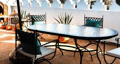 Charming riad with 8 luxury suites, AC, WiFi in the heart of Kasbah of Tanger.