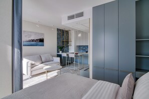 Junior Studio Suite, Balcony, Courtyard View - N11 Apartamenty Mikołajki - Destigo Hotels (Mikolajki)