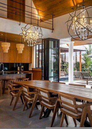 4 bedrooms - Villa Nusantara 3 by Alfred in Bali - Luxury 4bdr Brand New Villa Near Pererenan Beach Canggu (Canggu)