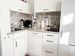 Fridge, microwave, stovetop, dishwasher - Westerland nest 26 (Sylt)