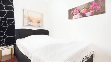 1 Schlafzimmer, Bügeleisen/Bügelbrett, Reisekinderbett, kostenloses WLAN