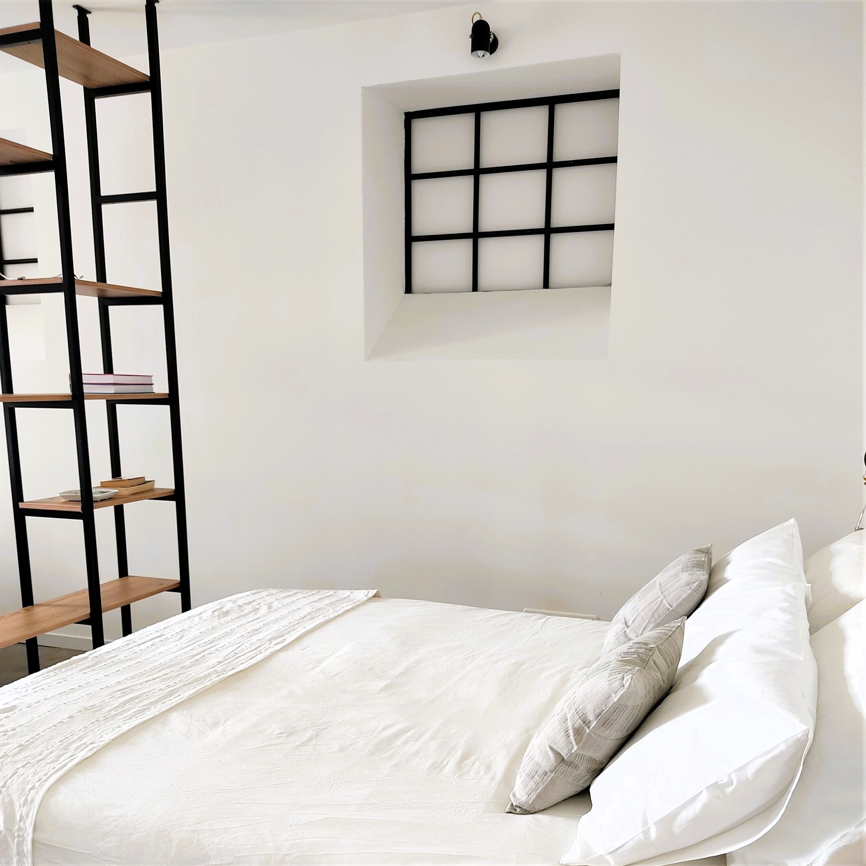 1 bedroom, desk, free WiFi, bed sheets