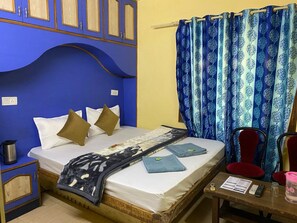 Standaard tweepersoonskamer | Geluiddichte muren, gratis wifi, beddengoed