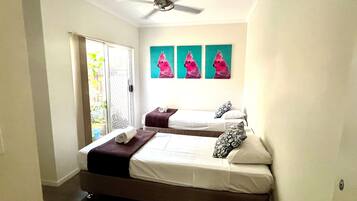 3 bedrooms, iron/ironing board, free WiFi, bed sheets