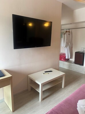 Family Quadruple Room, Balcony, Hill View | In-room safe, desk, laptop workspace, blackout curtains - Tselikas Hotel (Kozani)