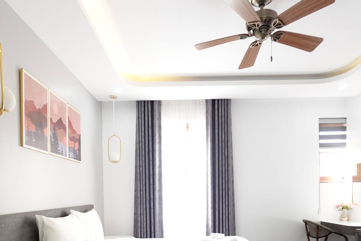 Chambre Double Standard, 1 lit double, non-fumeurs, vue ville | Minibar, chambres insonorisées, Wi-Fi gratuit, décoration personnalisée