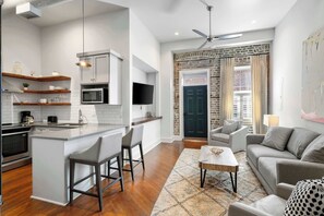 Télévision, espaces bureaux