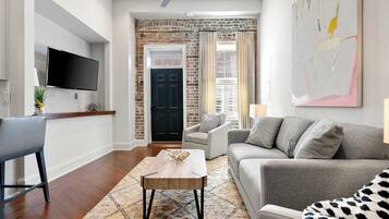 Televisión y oficina