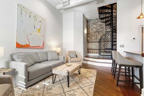 Fernseher, Arbeitsbereiche