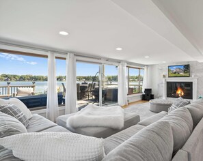TV, fireplace, stereo, offices - Lakefront Retreat with Hot Tub (Trevor)