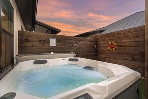 Baignoire à remous extérieure