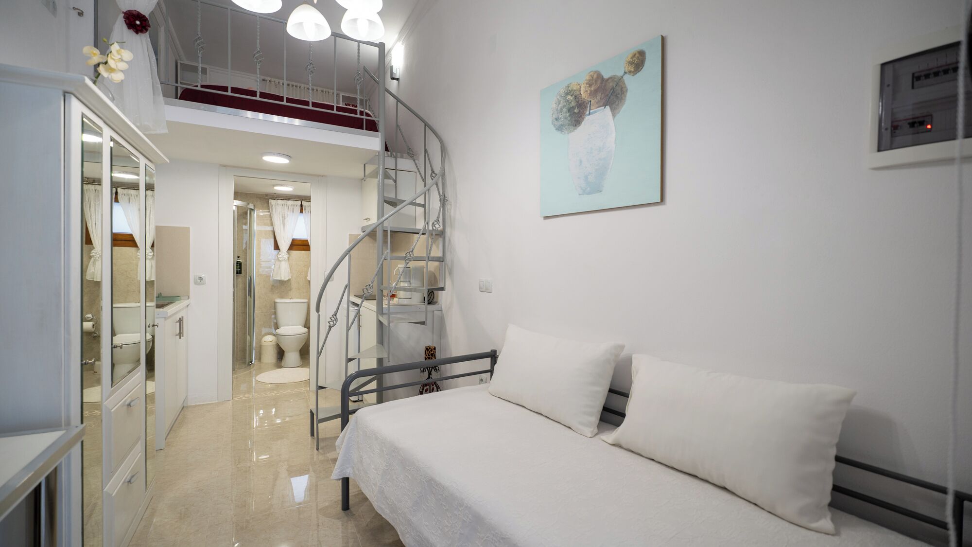 3 bedrooms, WiFi, bed sheets