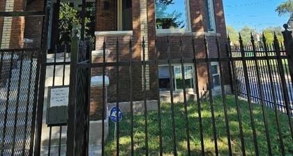 High-end 2Bdrm Garden Apt. Where Comfort Meets Style