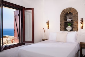Serenity 1 Bedroom Suite with Panoramic Sea View | Laptop workspace, soundproofing, iron/ironing board, free WiFi - Andros Serenity Retreat - Adults Only (Andros)