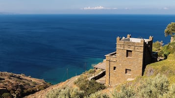 Andros Traditional 1 Bedroom Maisonette with Panoramic Sea View | Laptop workspace, soundproofing, iron/ironing board, free WiFi