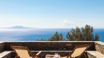 Serenity 2 Bedroom Maisonette with Panoramic Sea View | View from room