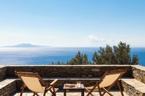 Serenity 2 Bedroom Maisonette with Panoramic Sea View | View from room