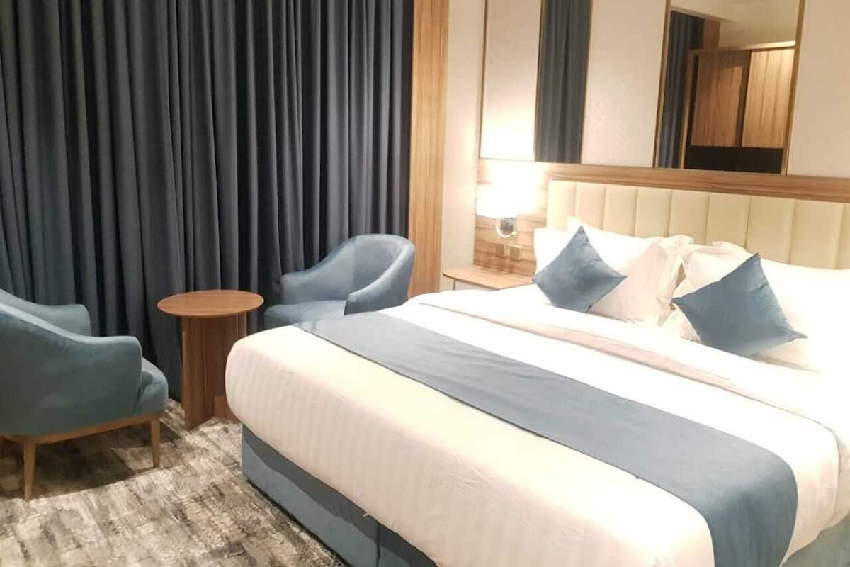1 bedroom, in-room safe, blackout drapes, soundproofing