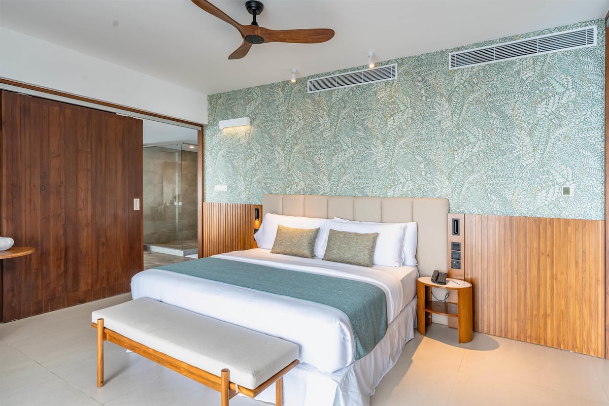 Presidential Villa | Premium bedding, minibar, in-room safe, desk