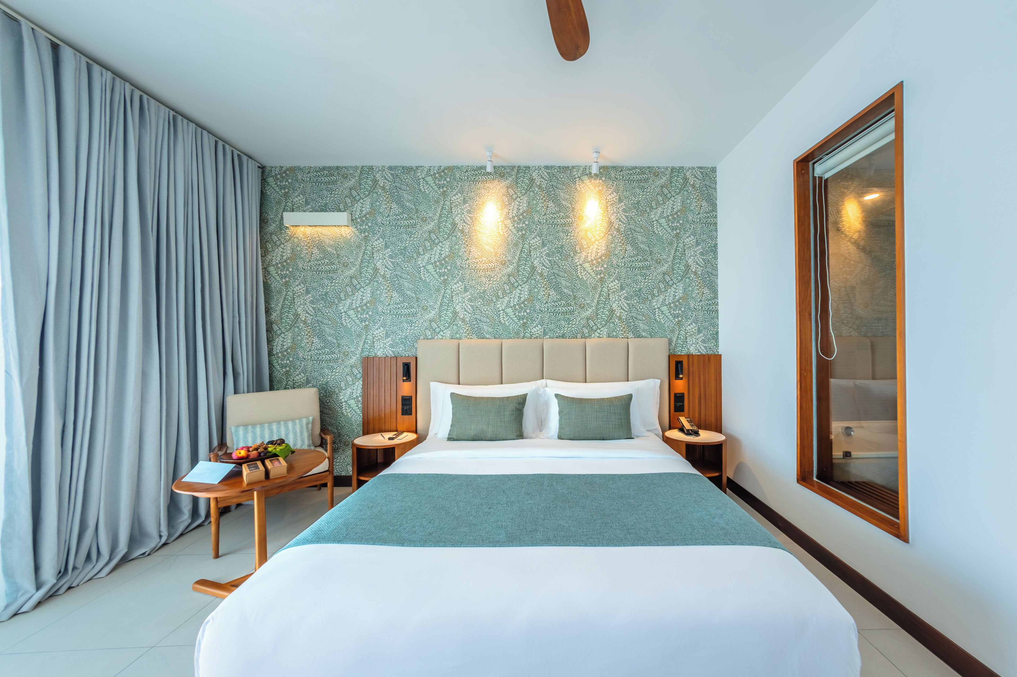 Premium bedding, minibar, in-room safe, desk