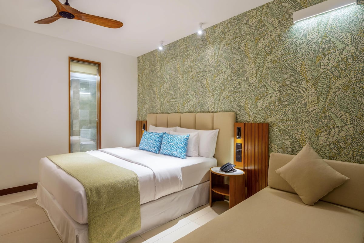 Room, 3 Bedrooms | Premium bedding, minibar, in-room safe, desk