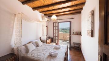 Superior Villa | 3 bedrooms, Egyptian cotton sheets, premium bedding, in-room safe